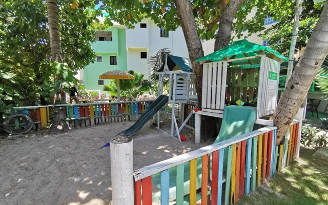 Riviera Punta Cana Eco Travelers House