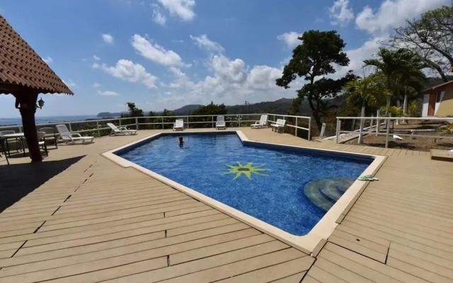 Puerto Carrillo Sunset B&B