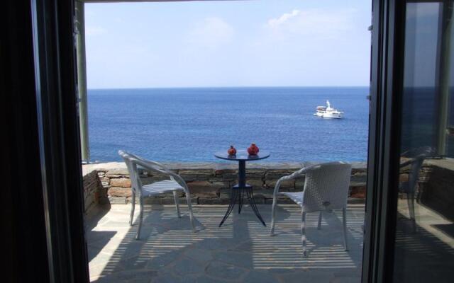 Unique studio by the sea