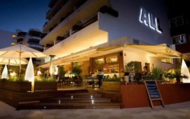 Apartamentos Llobet Ibiza