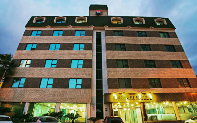 hotelImage