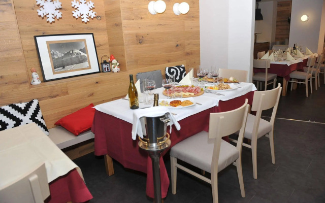 Al Gallo Forcello 1530