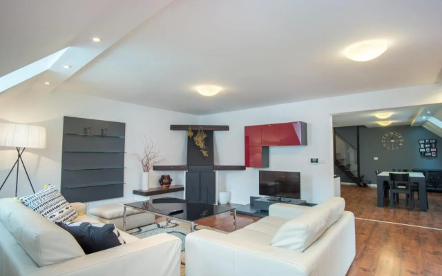 Old town 3 bedroom presidential loft