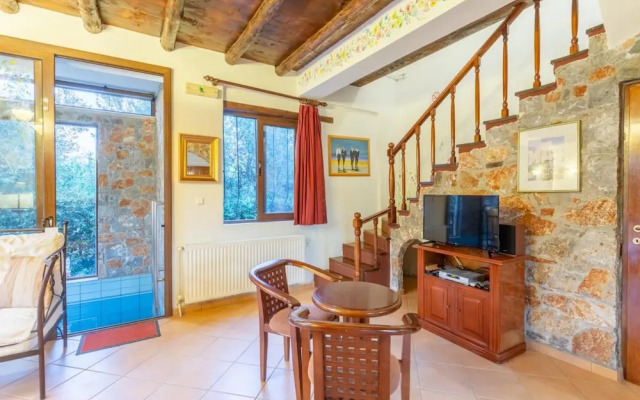 Villa Nineta in Tavronitis