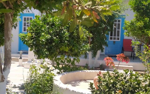 Perivoli 3-Chora(5min away from the center by car)