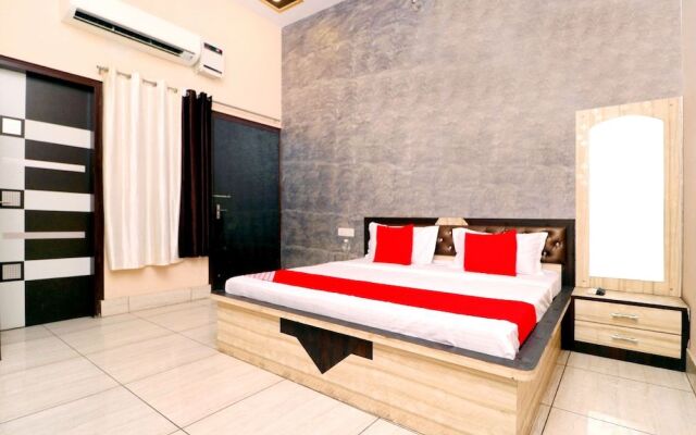 Hotel Pushp Vatika by OYO Rooms