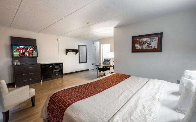 Red Roof Inn PLUS+ Boston - Woburn/ Burlington