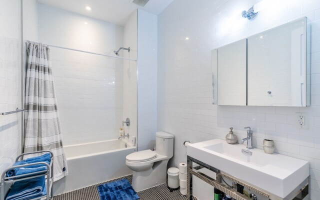 GLOBALSTAY. Dundurn LOFTS. Free parking