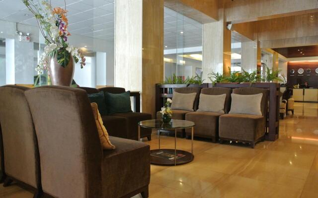 FuramaXclusive Asoke Hotel