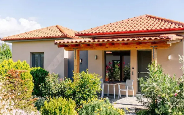Elite Cottages - Adults Only