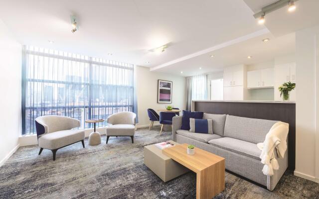 Brady Apartment Hotel Flinders Street