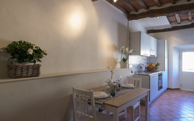 Vacation in Lucca Superior Apartments