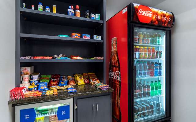 Comfort Suites McDonough Atlanta South