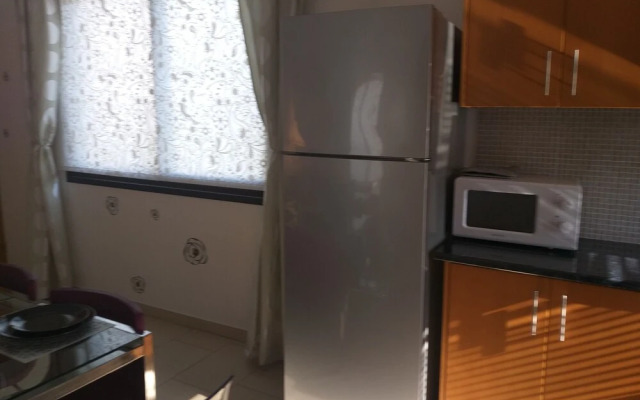Marina Apartment 4