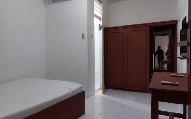 OYO 89994 Kartini House
