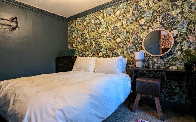 Cotswold Stays