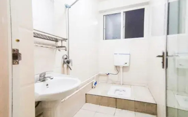 OYO Xinxiang Chengyi Hotel