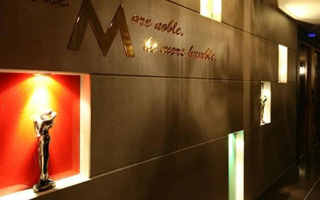 M Motel