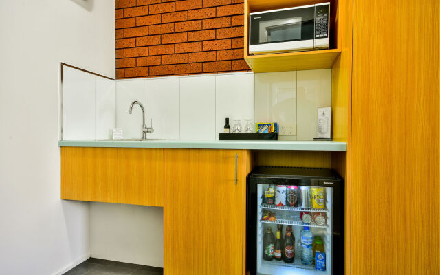 Hamilton Lonsdale Motel