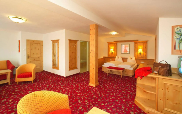 carpe solem KAPOOM - Pop Up Hotel till 2026