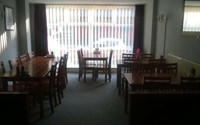 Aindale Hotel Blackpool