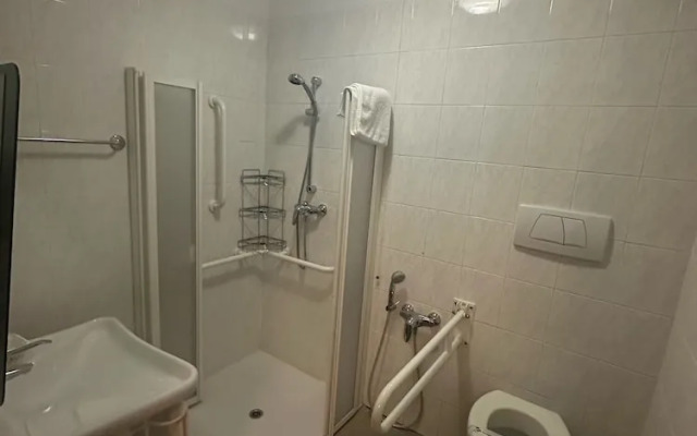Athos Hotel