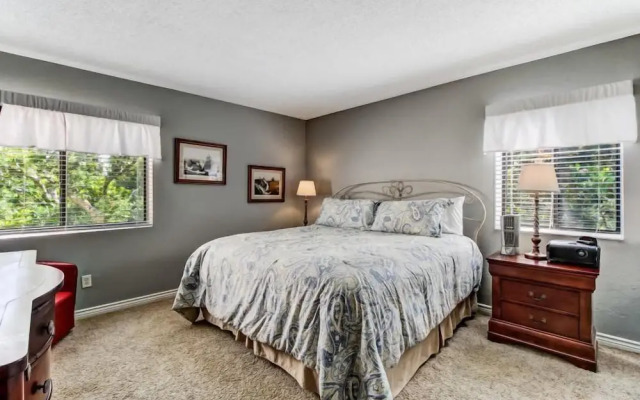 2126 Beachwood