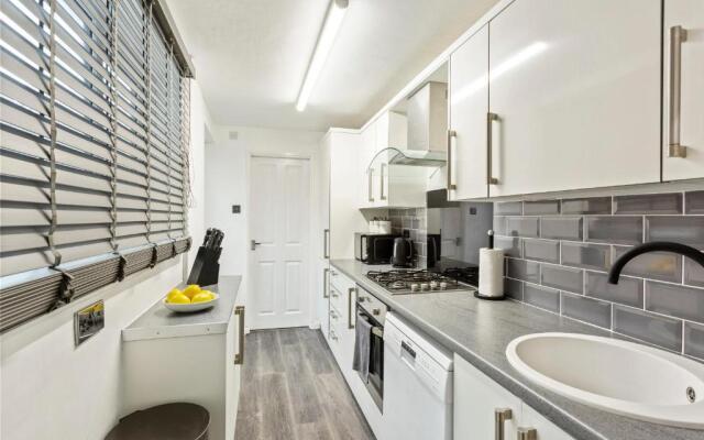 Spacious & Central Entire Home