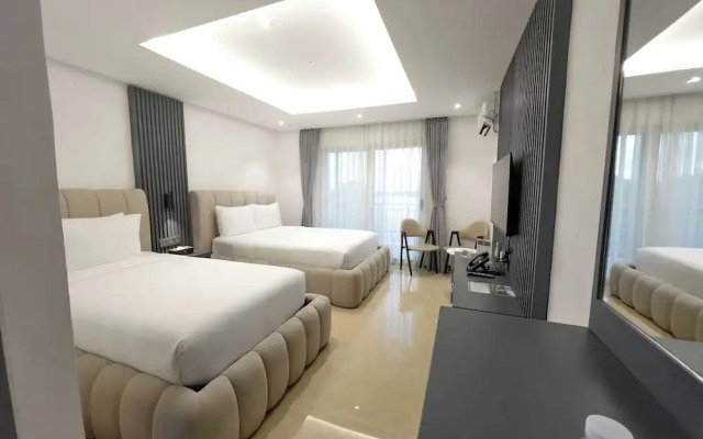 The Clover Hotel