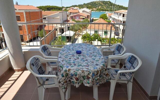 Apartments Divna