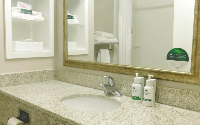 GreenTree Inn & Suites in Pinetop