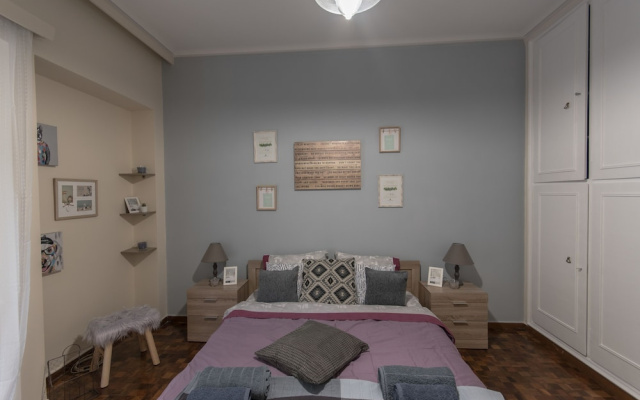 Athenian Gem in Kolonaki boho-chic apt