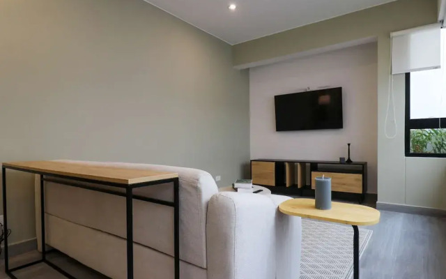 w Majestic Duplex w Perfect Deco in Miraflores