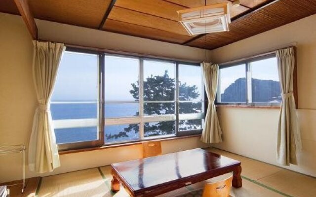 Hoshi Hotel