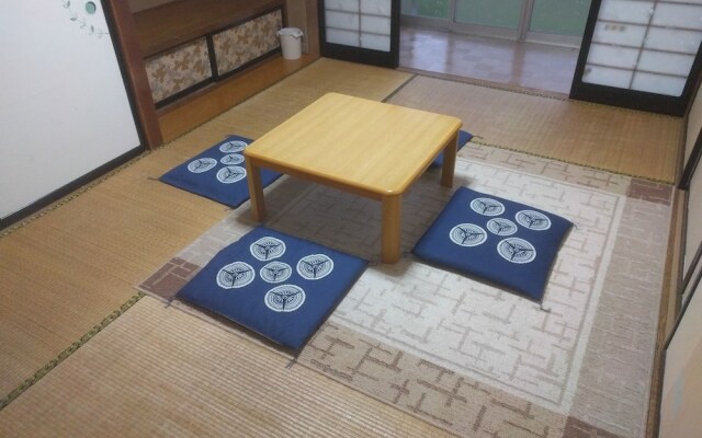 Tomo's hut in Japanese old style