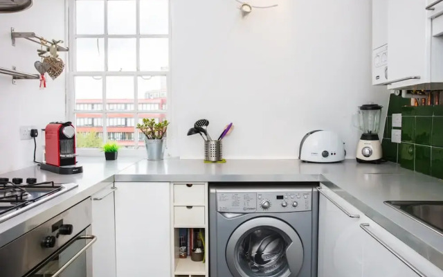 Gorgeous 1 Bedroom Apartment in Kensington