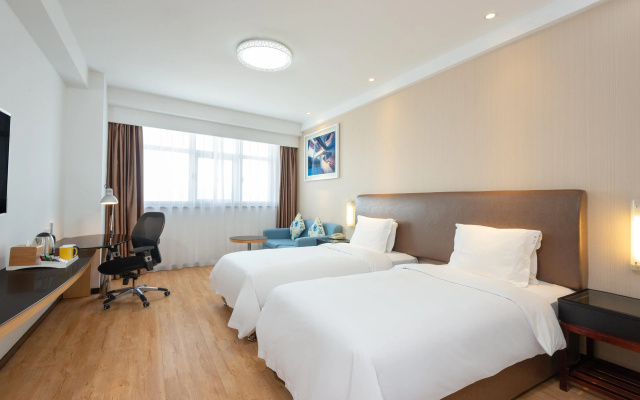 Holiday Inn Shanghai Jing'an by IHG – Guest Rooms – Shanghai