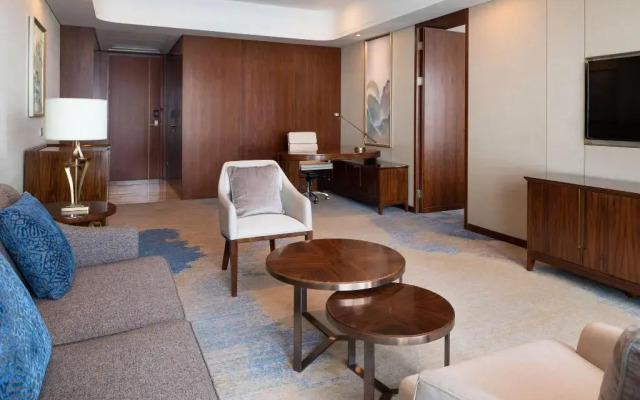 Sheraton Zhanjiang Hotel