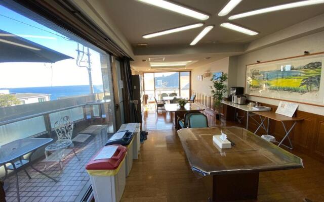 Atami Onsen GUEST HOUSE MEGUMI - Hostel