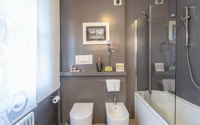 Teatro Nuovo Apartment with Free Parking