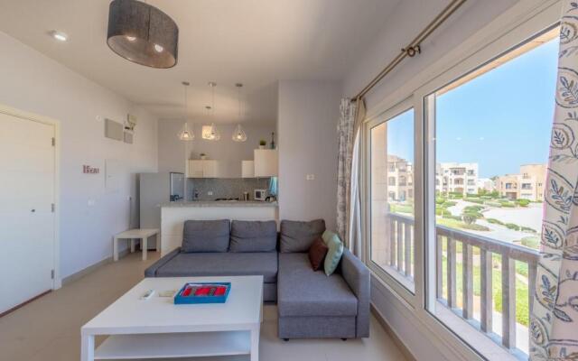 Lagoon View 1BR Apartment in Waterside El Gouna