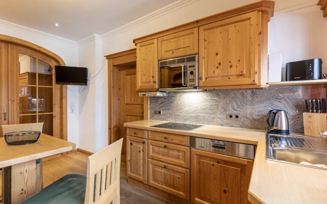 Nice Apartment With Balcony