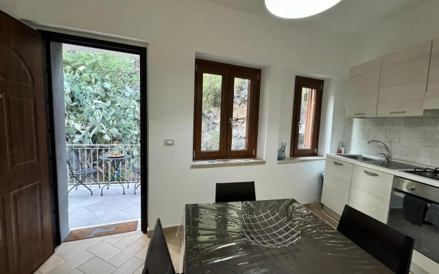 Mare Apartment 4