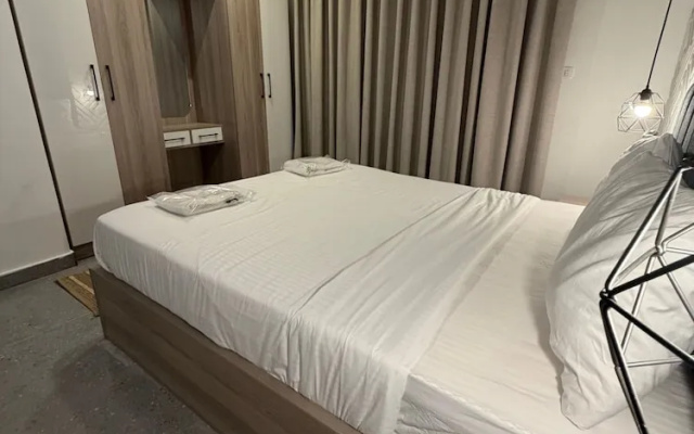 JRE Aboun Rooftop 2bedroom Kh&sh