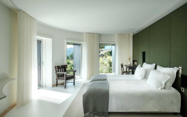 Casa de São Lourenço - Burel Panorama Hotel - Member of Design Hotels