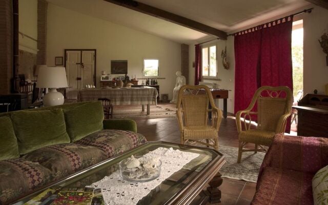 Agriturismo Giardini Di Varrone