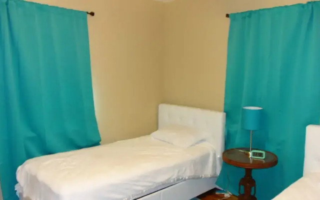 The Better Half Duplex on 7th