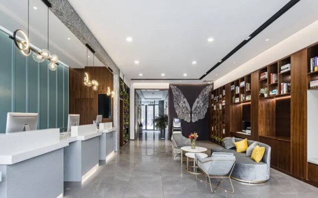 GEM Hotel Changzhou Xuejia'aoyuan North High-Speed Railway Station