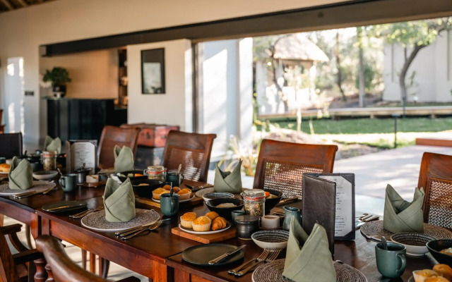 Simbambili Game Lodge