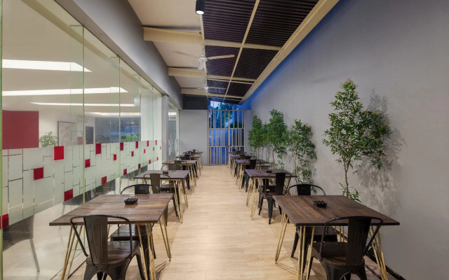 Amaris Hotel Pancoran